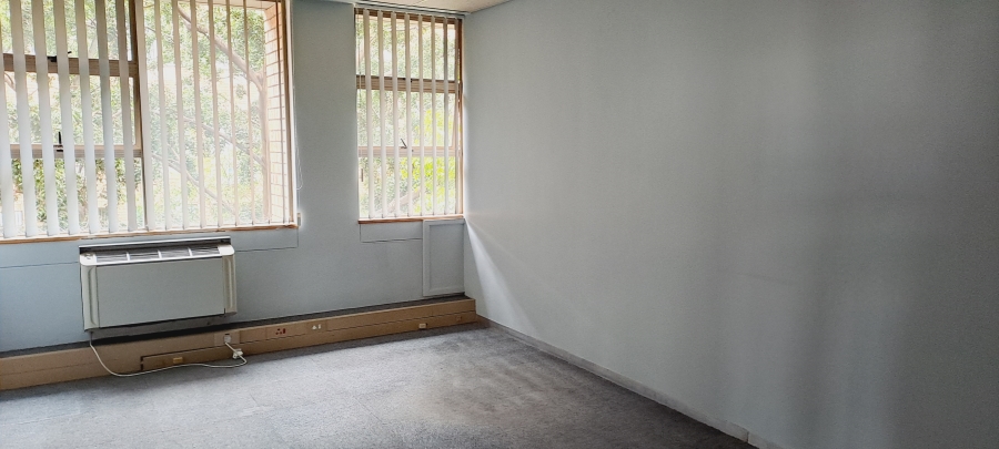 To Let commercial Property for Rent in Oakdale Western Cape